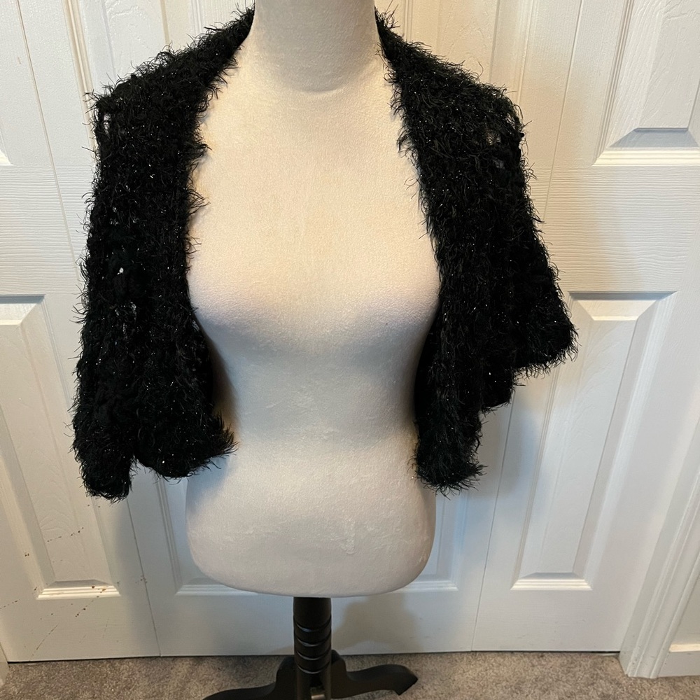 Umgee size M/L shrug